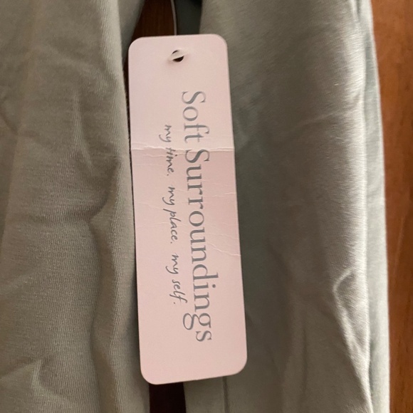 Soft surroundings blouse brand new with tags - Picture 5 of 6